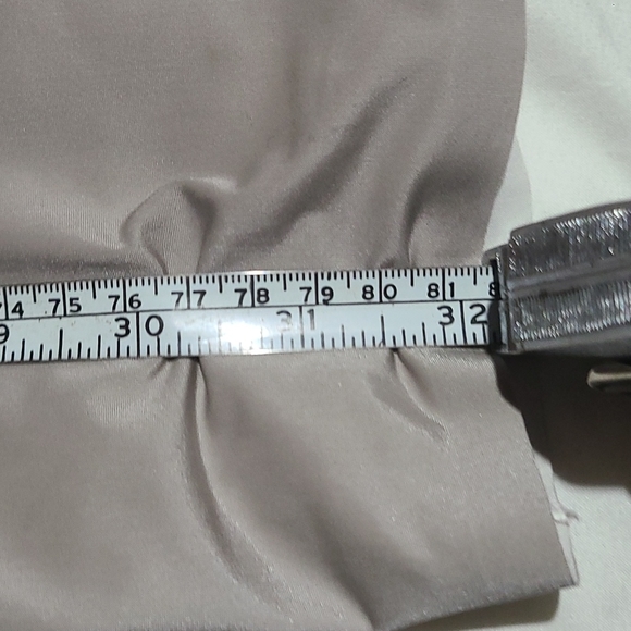 Assests Red Hot Label - Picture 9 of 10